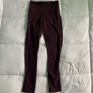 Deep plum lulu lemon leggings w/ side detail